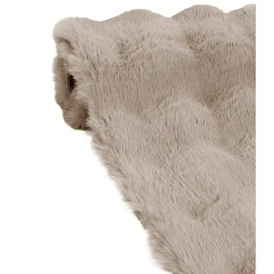 Dywan pluszowy typu shaggy Rabbit Bubble beżowy z długim włosiem
