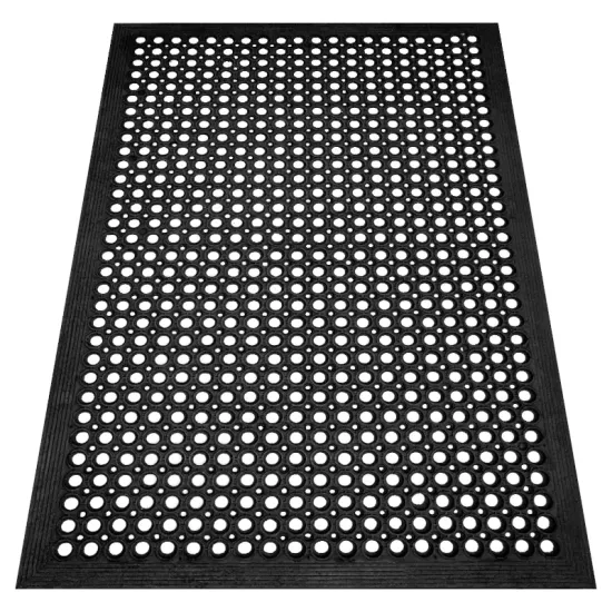 Wycieraczka ażurowa plaster miodu czarna gumowa z najazdem